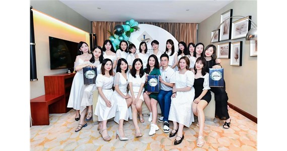 蘭瑞莎LARISHA,發(fā)現(xiàn)更好的我們!